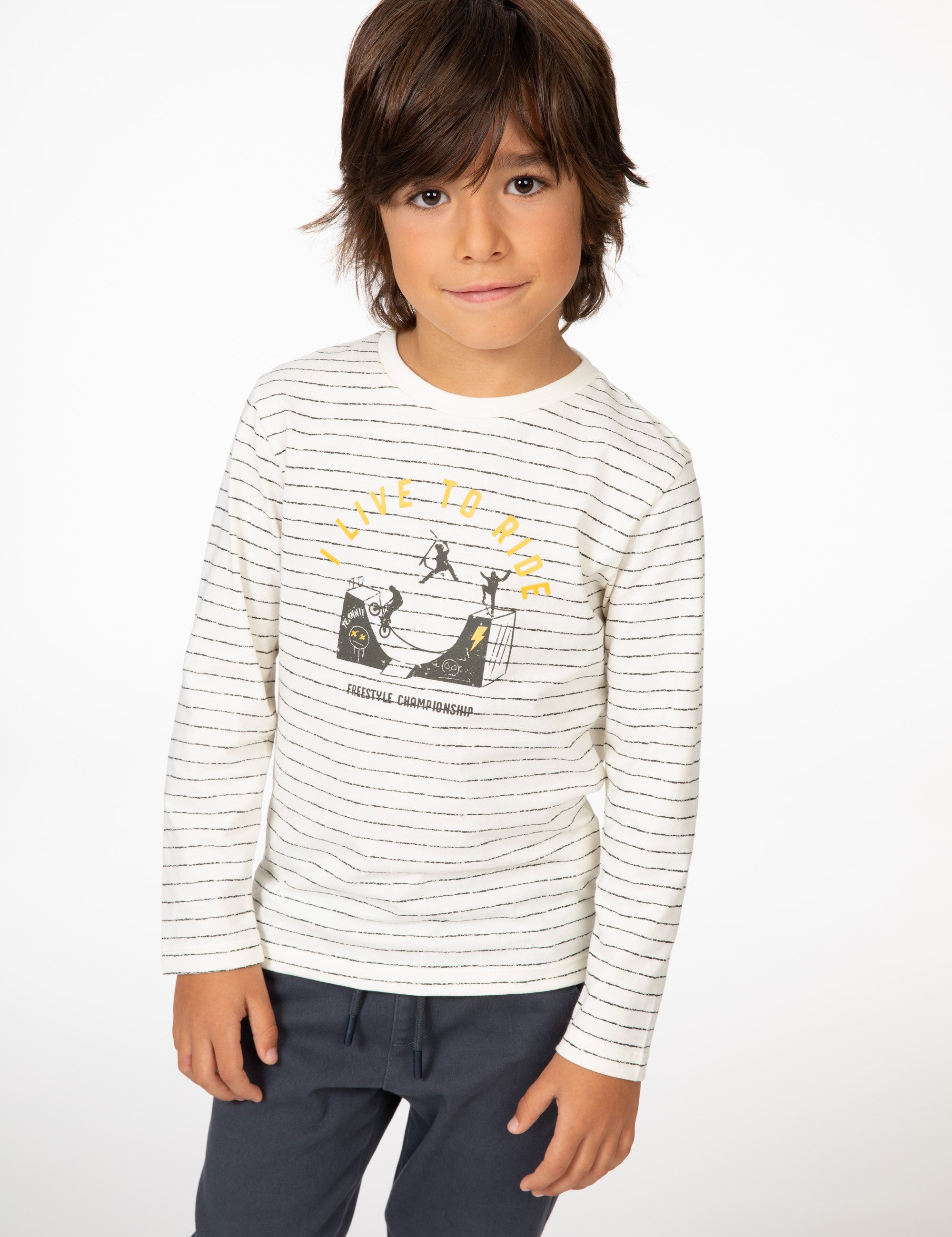 Camiseta de niño en color antracita dibujo rider Charanga