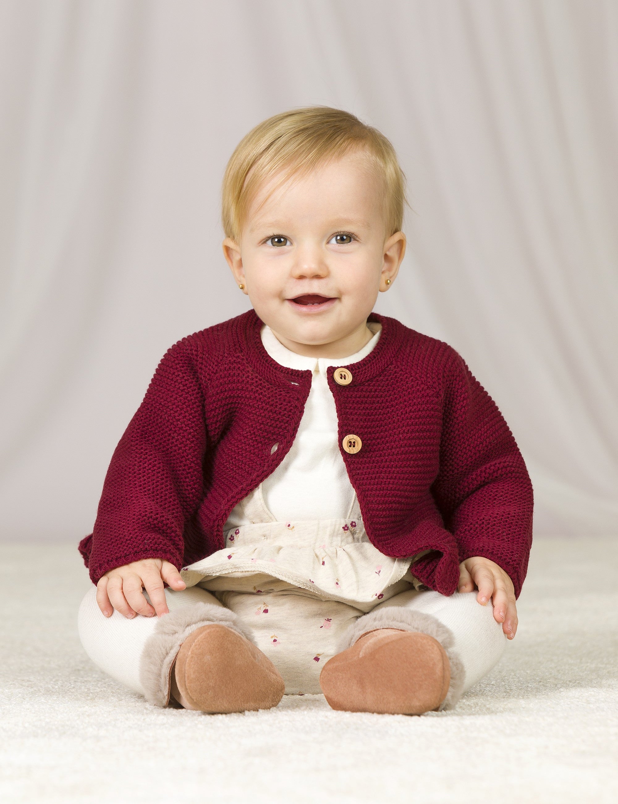 Cárdigan de recién nacido en color ciruela Outlet