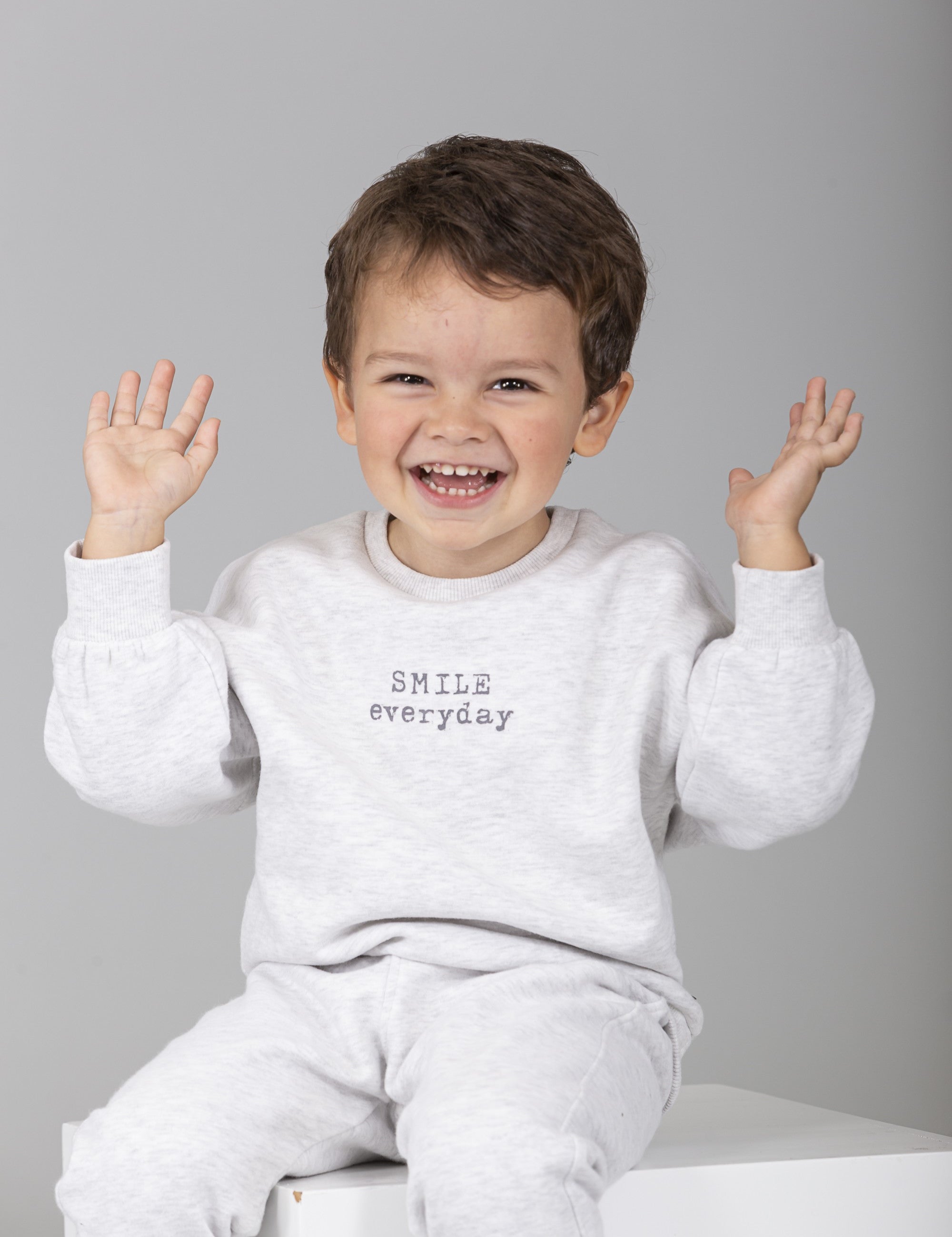 Sudadera de bebé gris smile Charanga