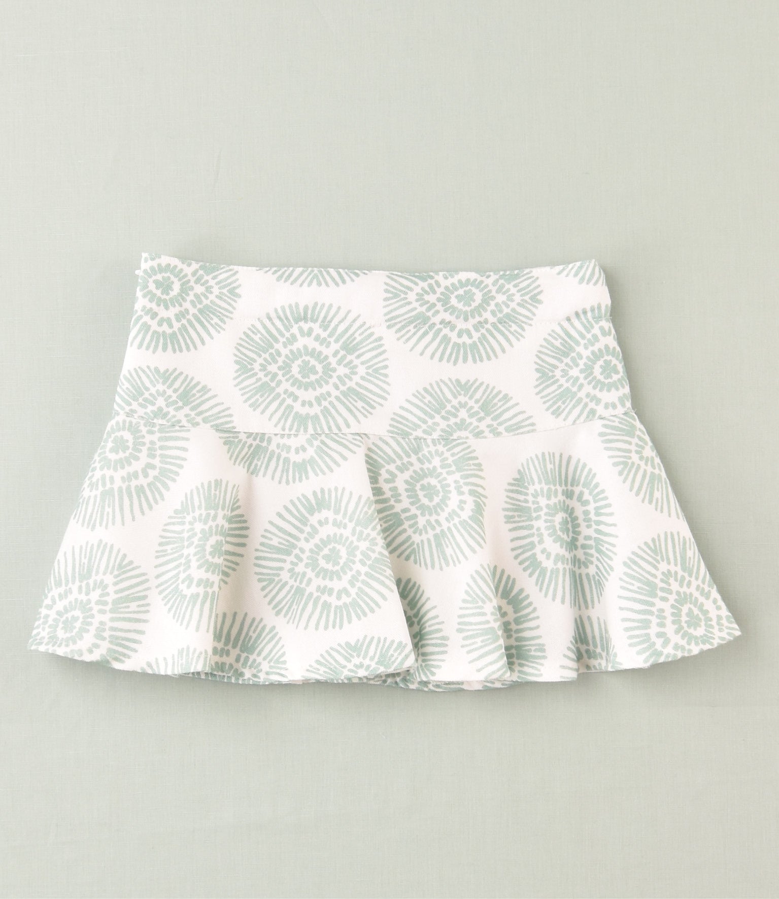 Falda niña verde vuelo