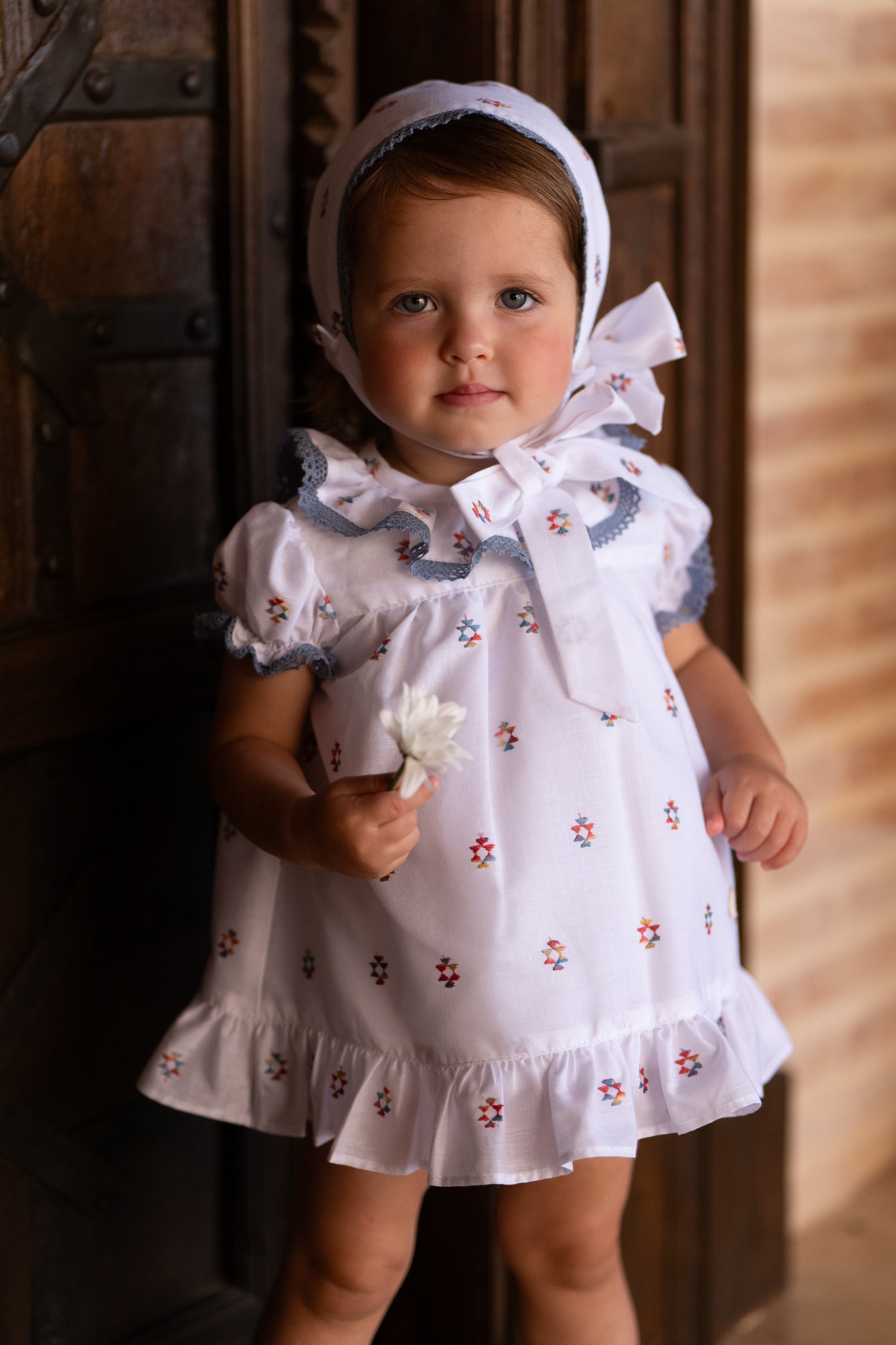 Conjunto bebé niña con capota y cubrepañal | Cocote by Charanga