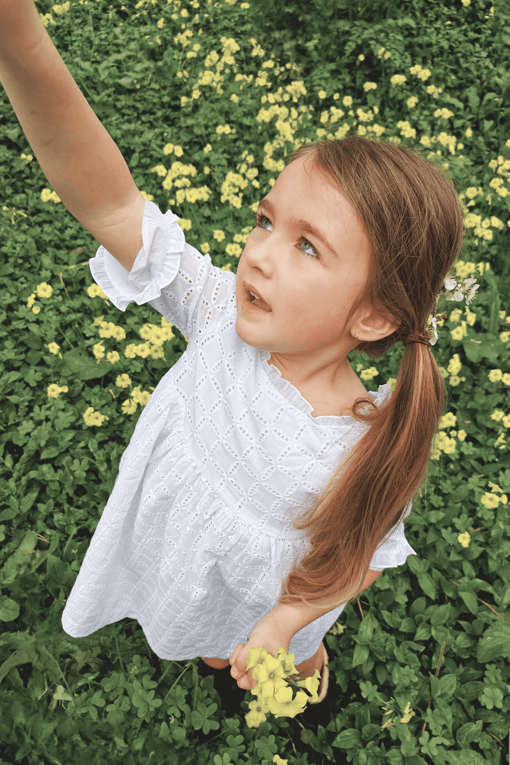 Vestido de niña blanco Cocote & Charanga