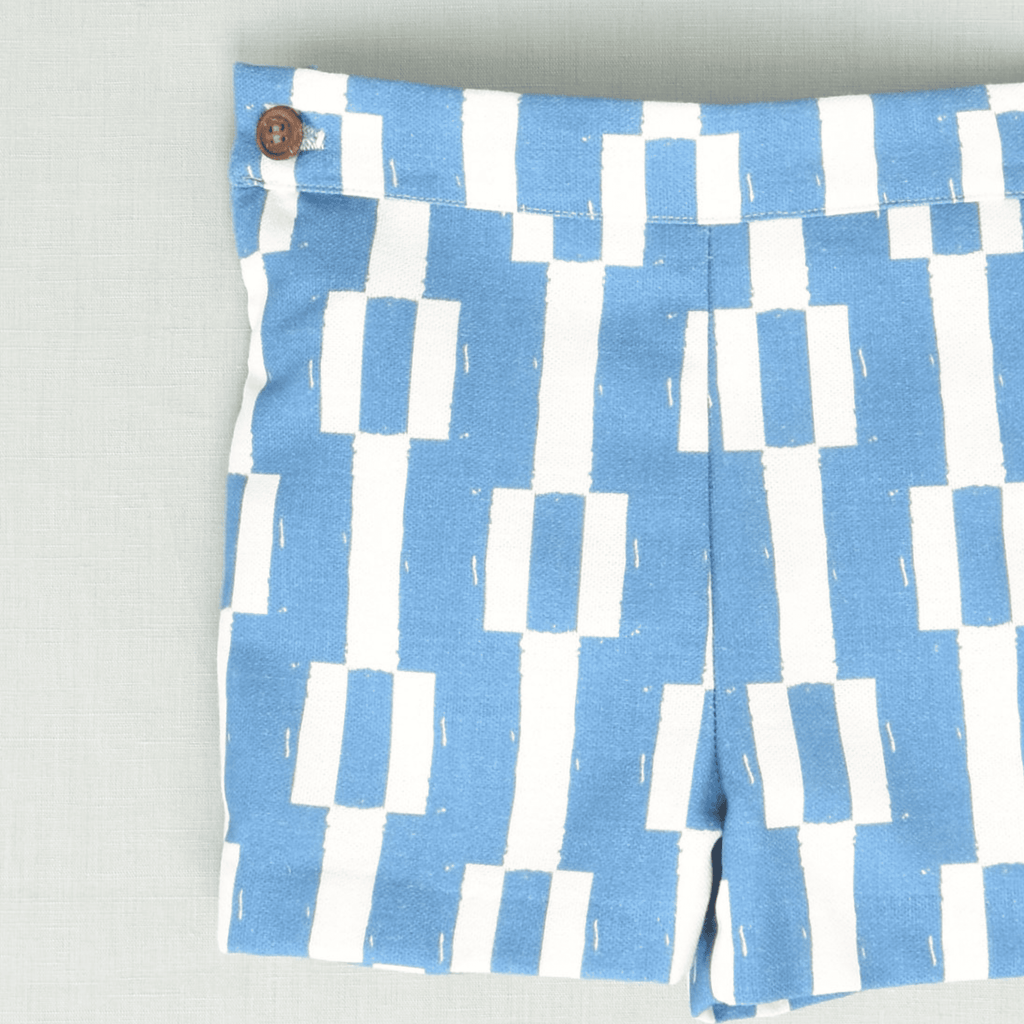 Bermuda geométrica azul niño