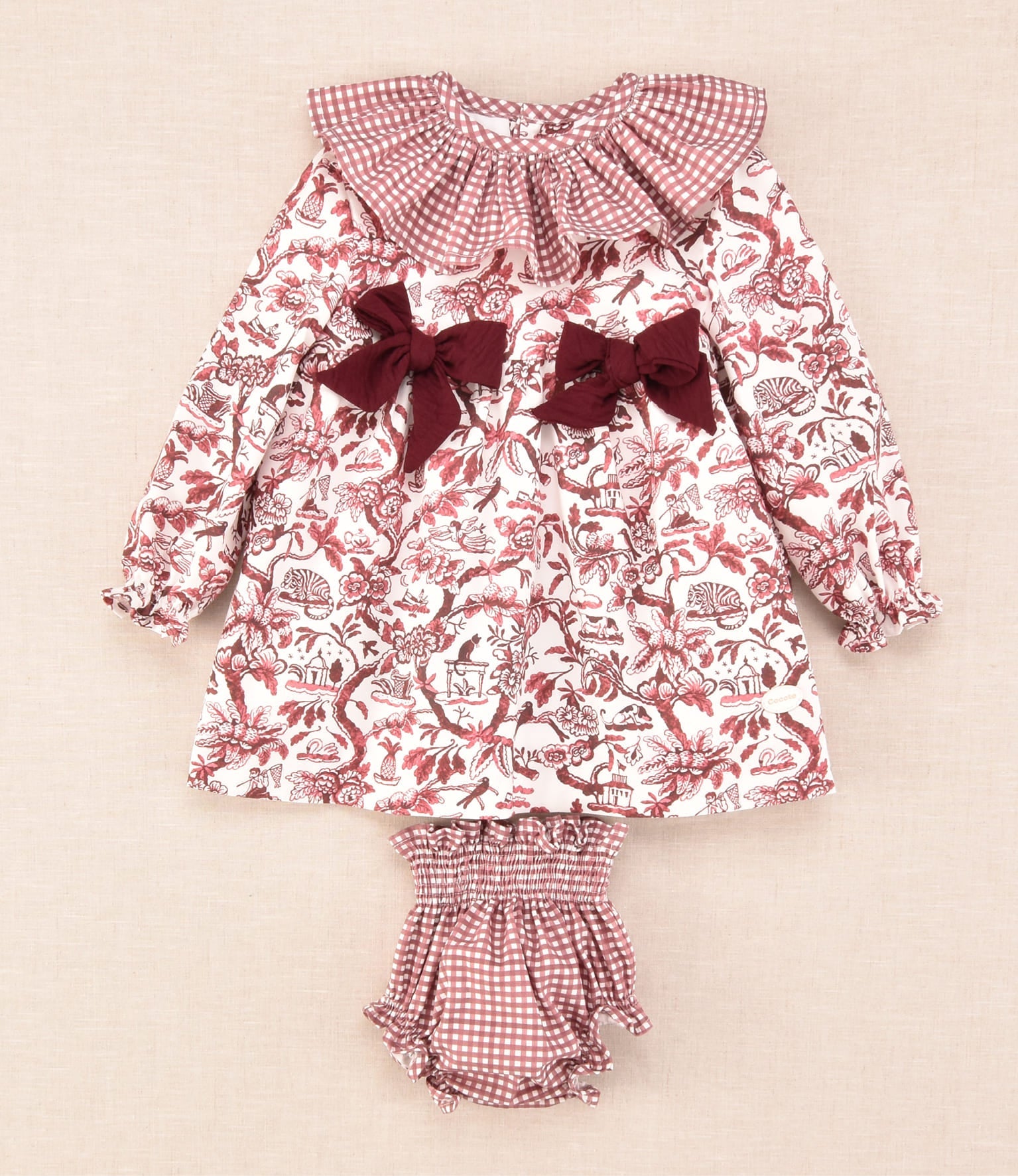 Conjunto de bebé vestido estampado floral y braguita cuadros burdeos Cocote x Charanga