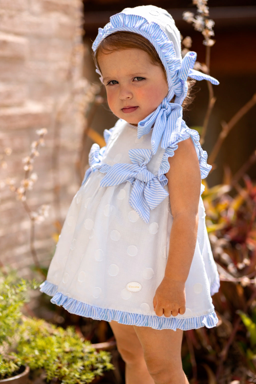 Vestido bebé niña blanco con braguita y capota | Cocote by Charanga
