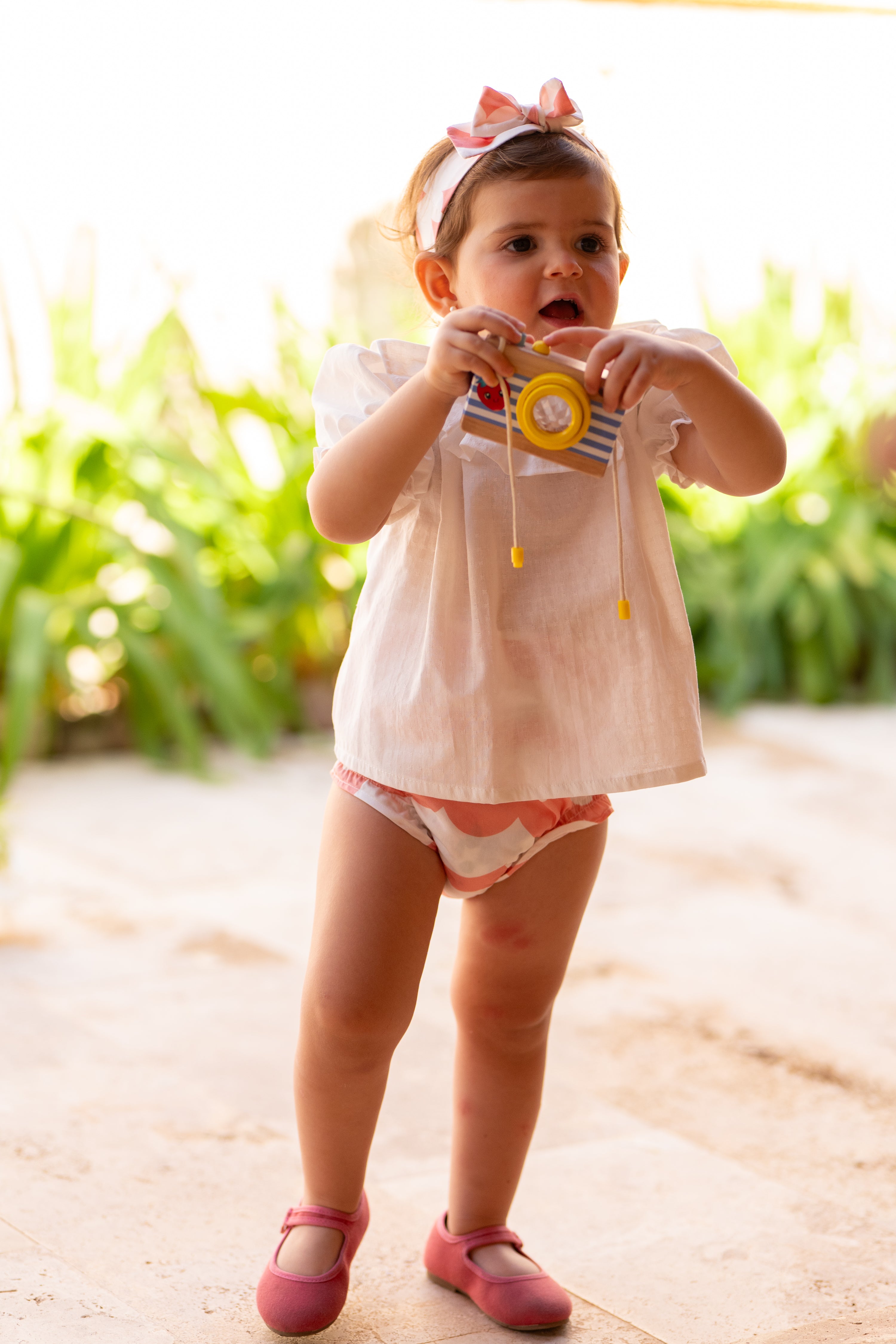 Braguita bebé salmón con volante | Cocote by Charanga