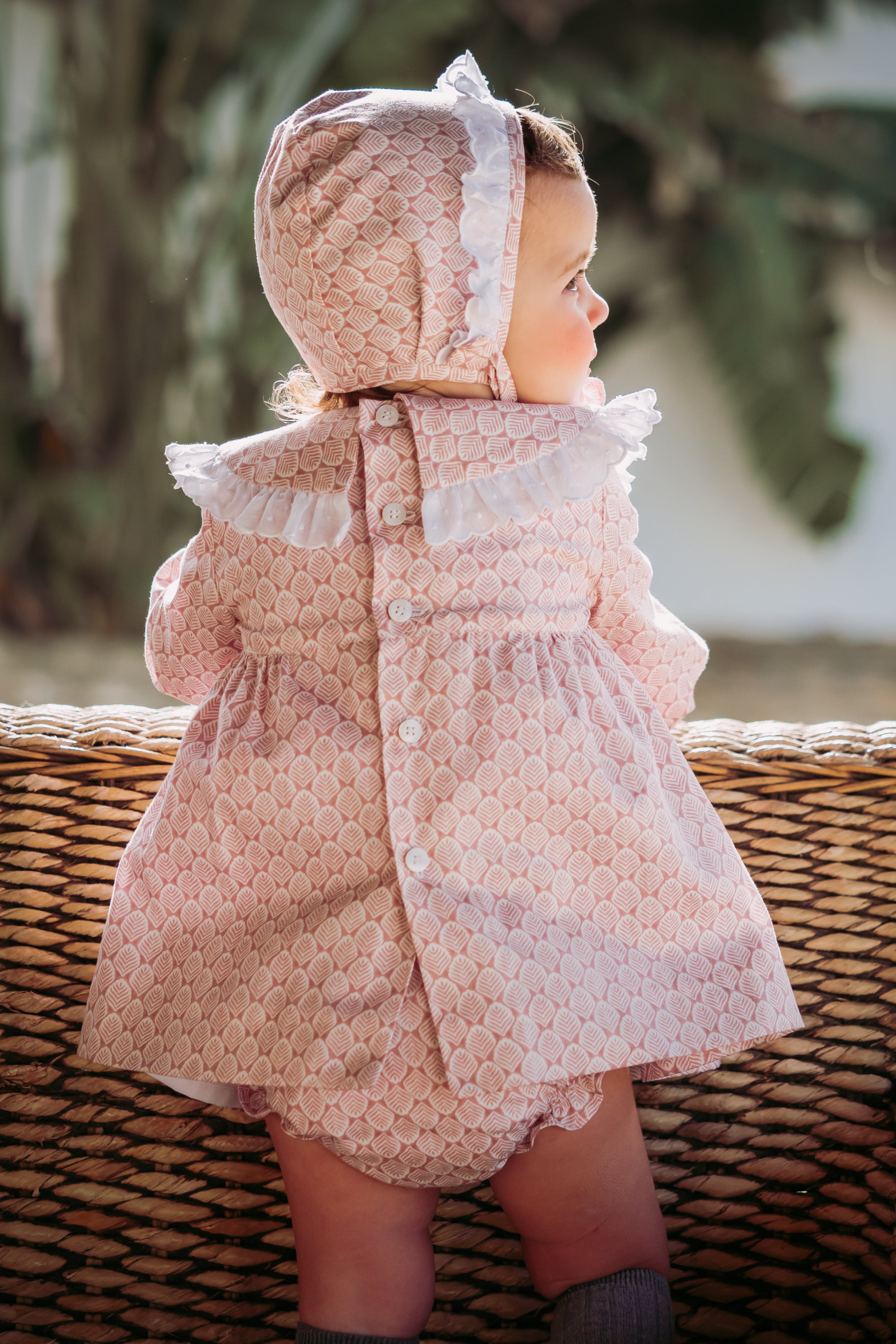 Conjunto vestido, braguita y capota de bebé rosa Cocote & Charanga