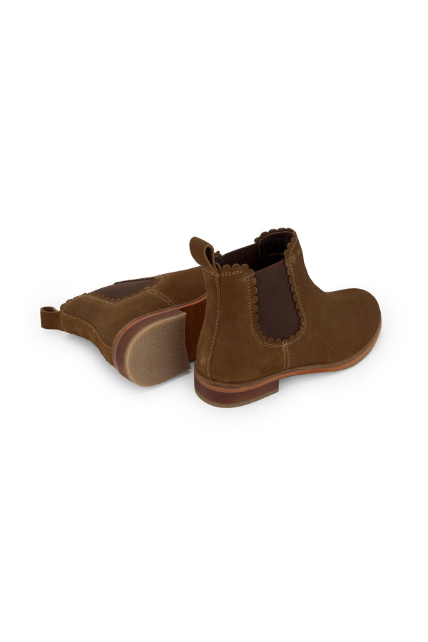 Brown girl's boots CHG Shoes