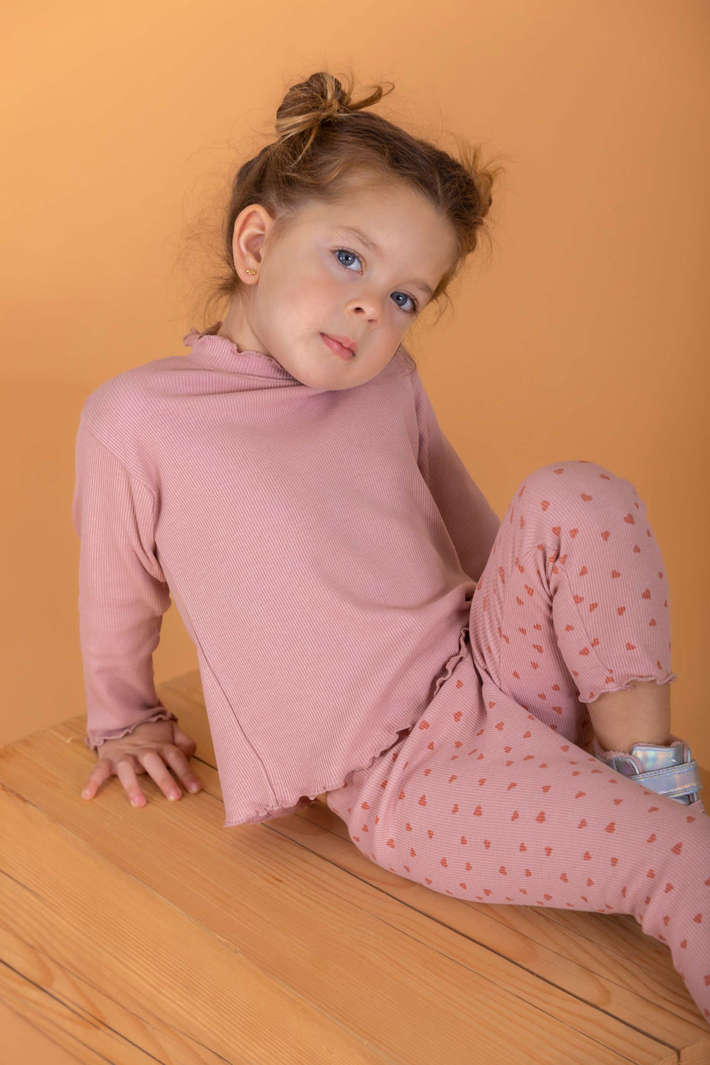 Camiseta manga larga de bebé básica rosa con cuello