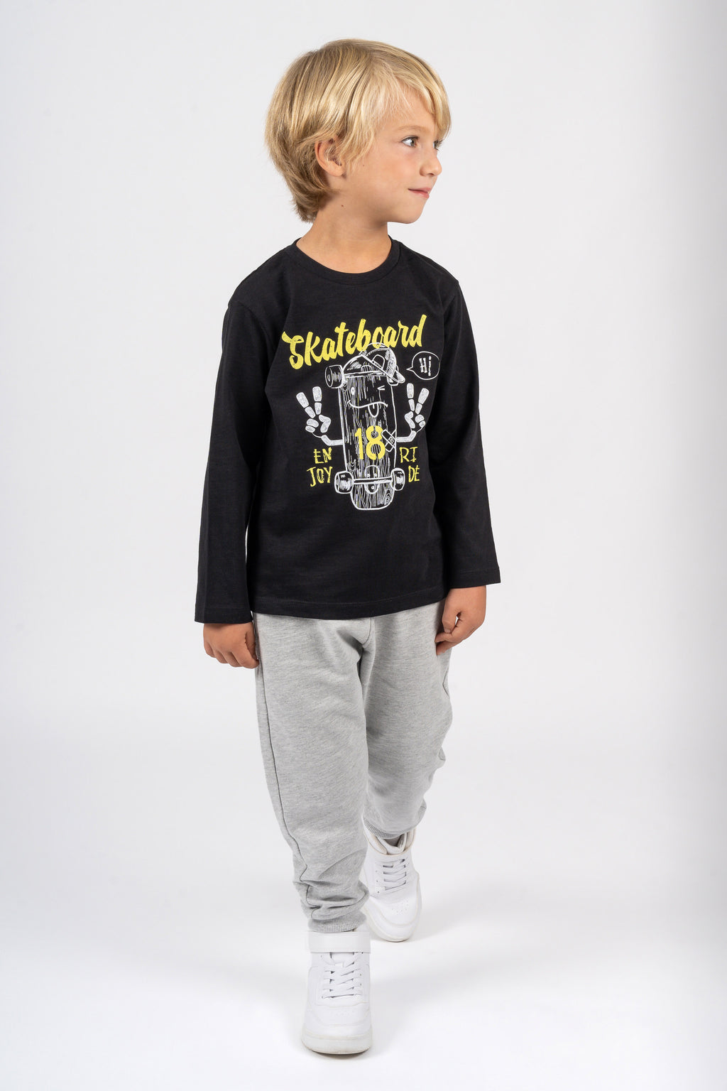 Pantalón de niño gris algodón sport