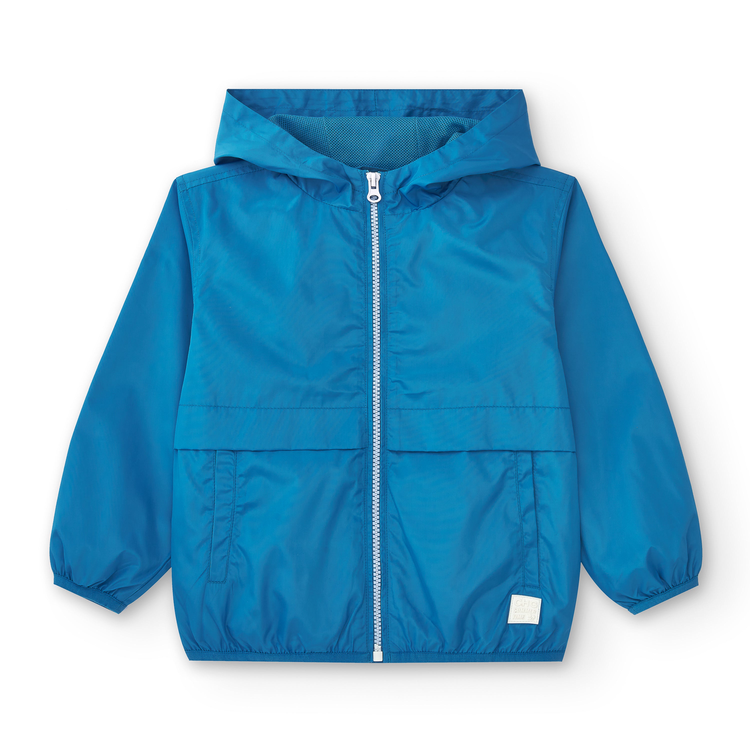 vista frontal parka azulón con bolsillos