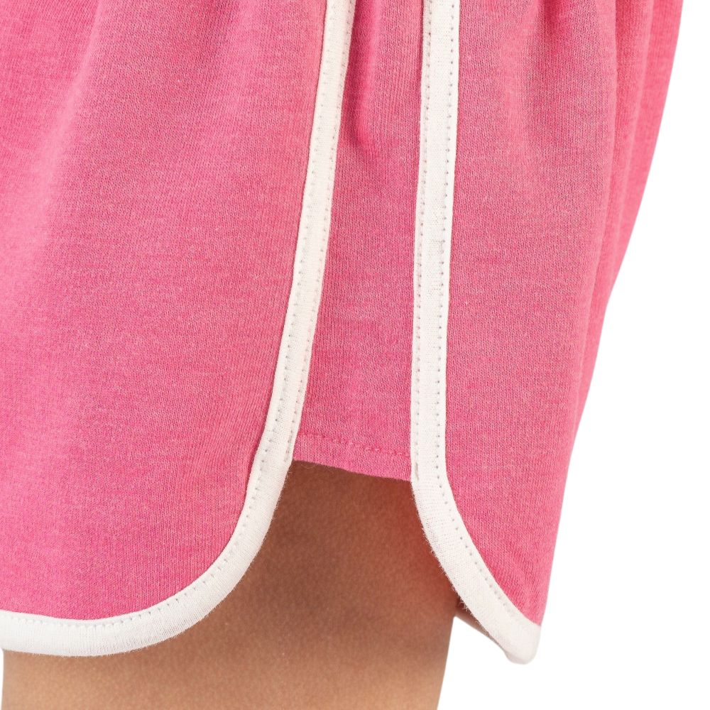 Fuchsia girl's hand