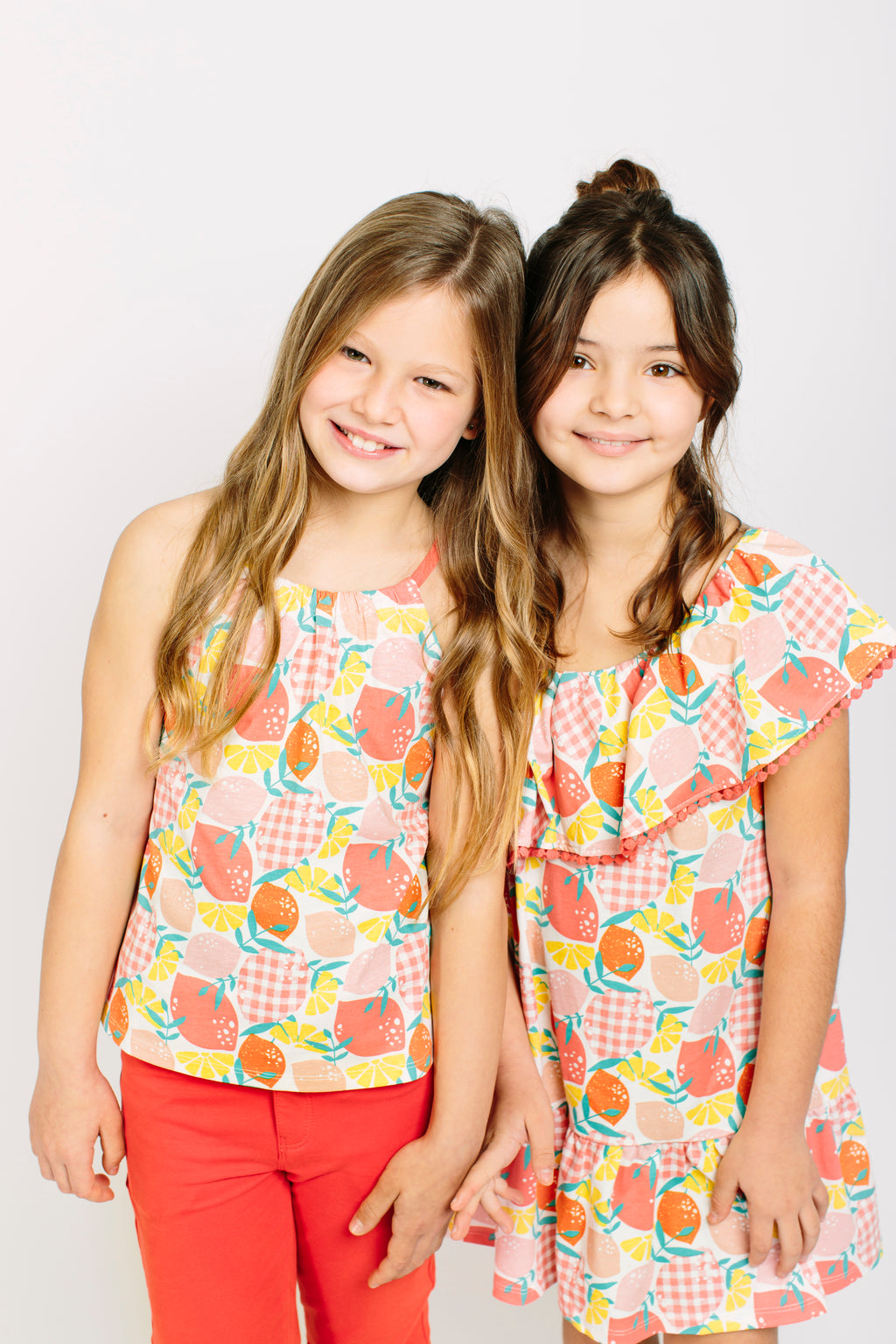 Camiseta de niña estampado fruta