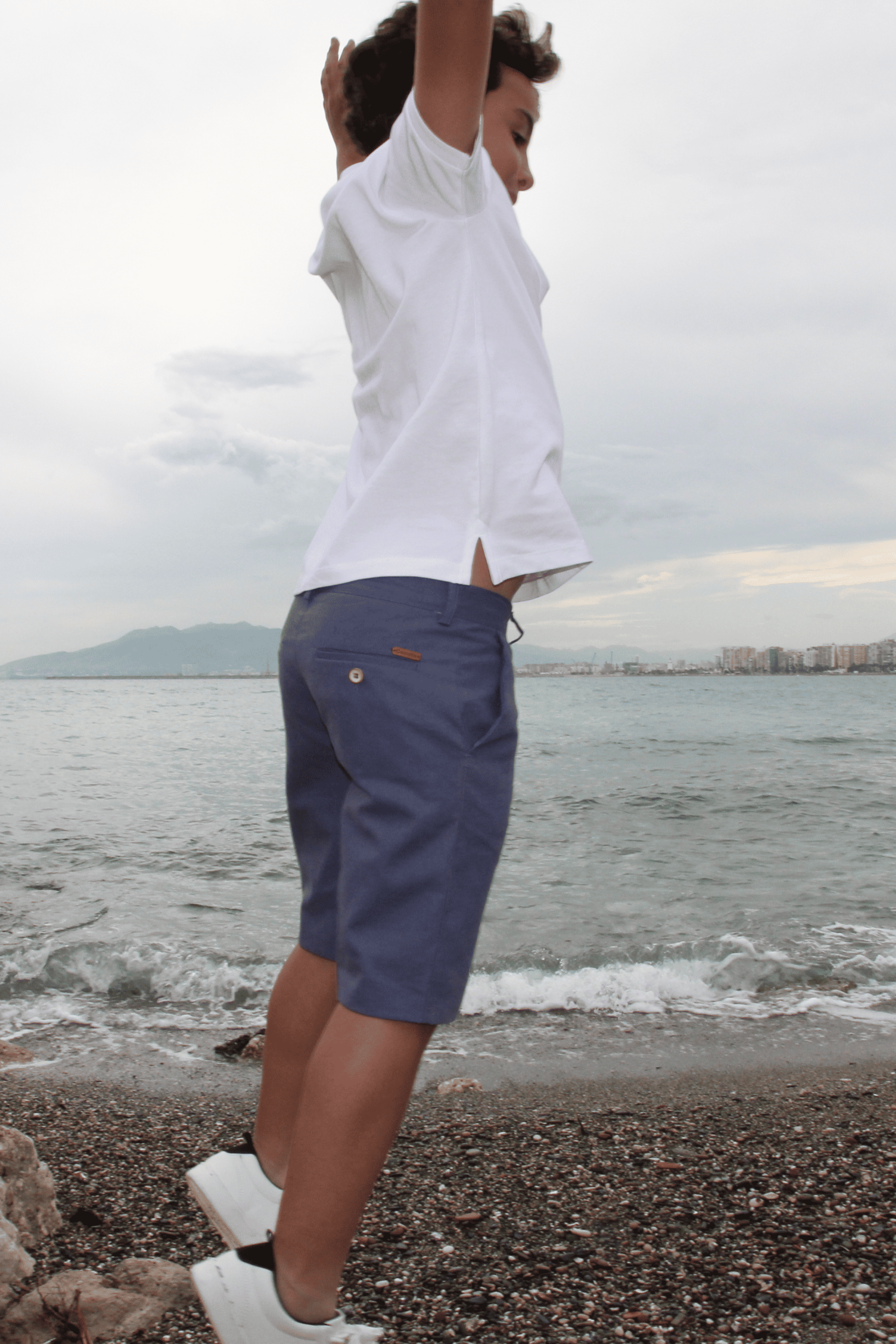 Bermuda de niño azul Cocote & Charanga