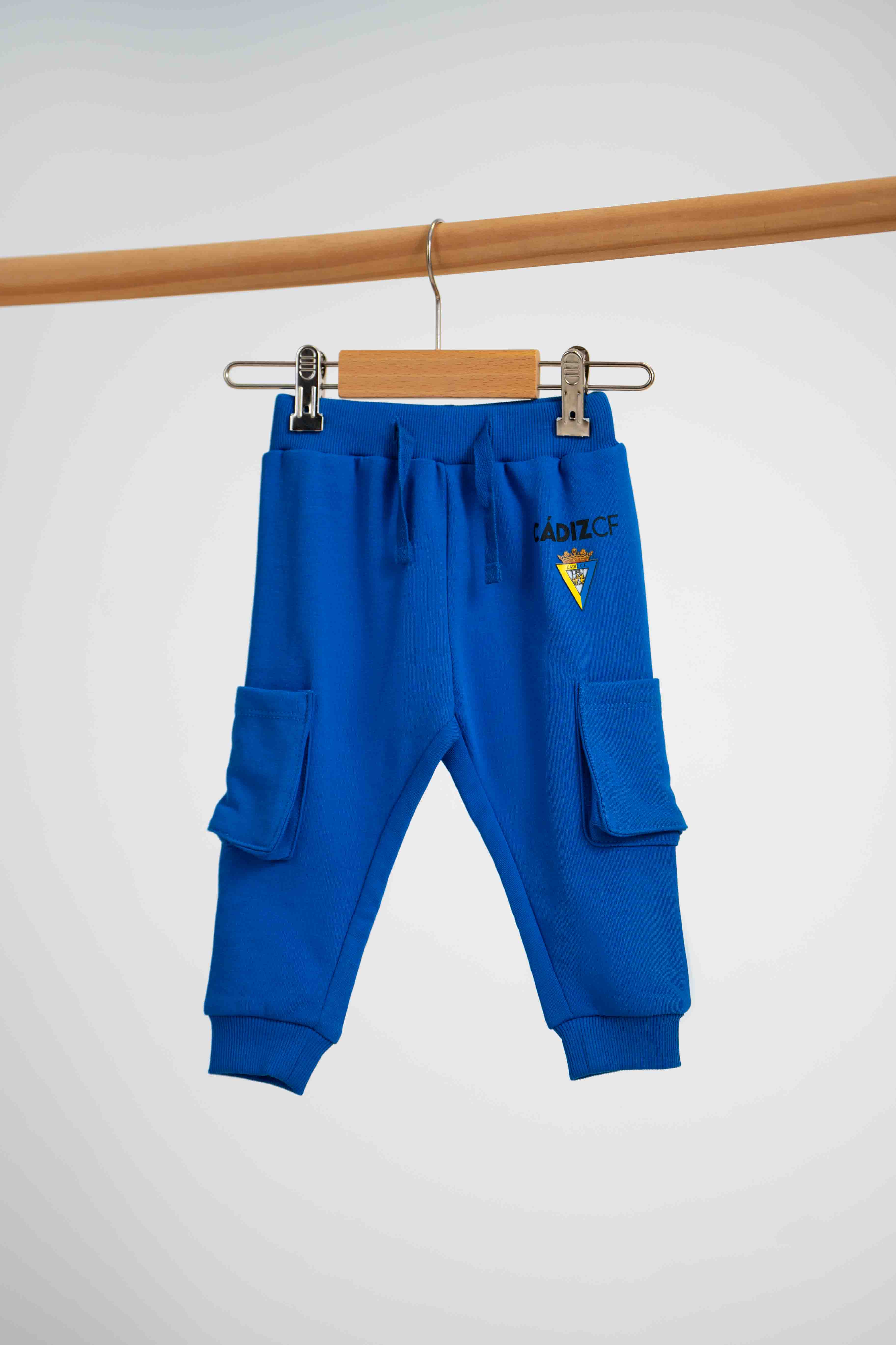 Pantalón cargo azul bebé - Cádiz CF