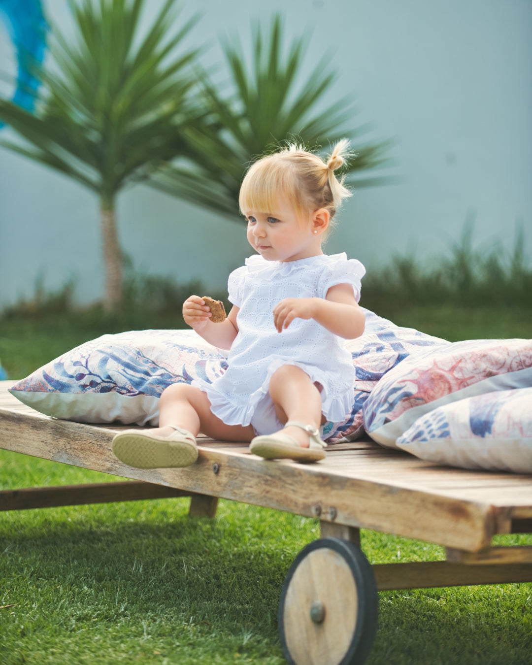 Vestido de bebé blanco Cocote & Charanga