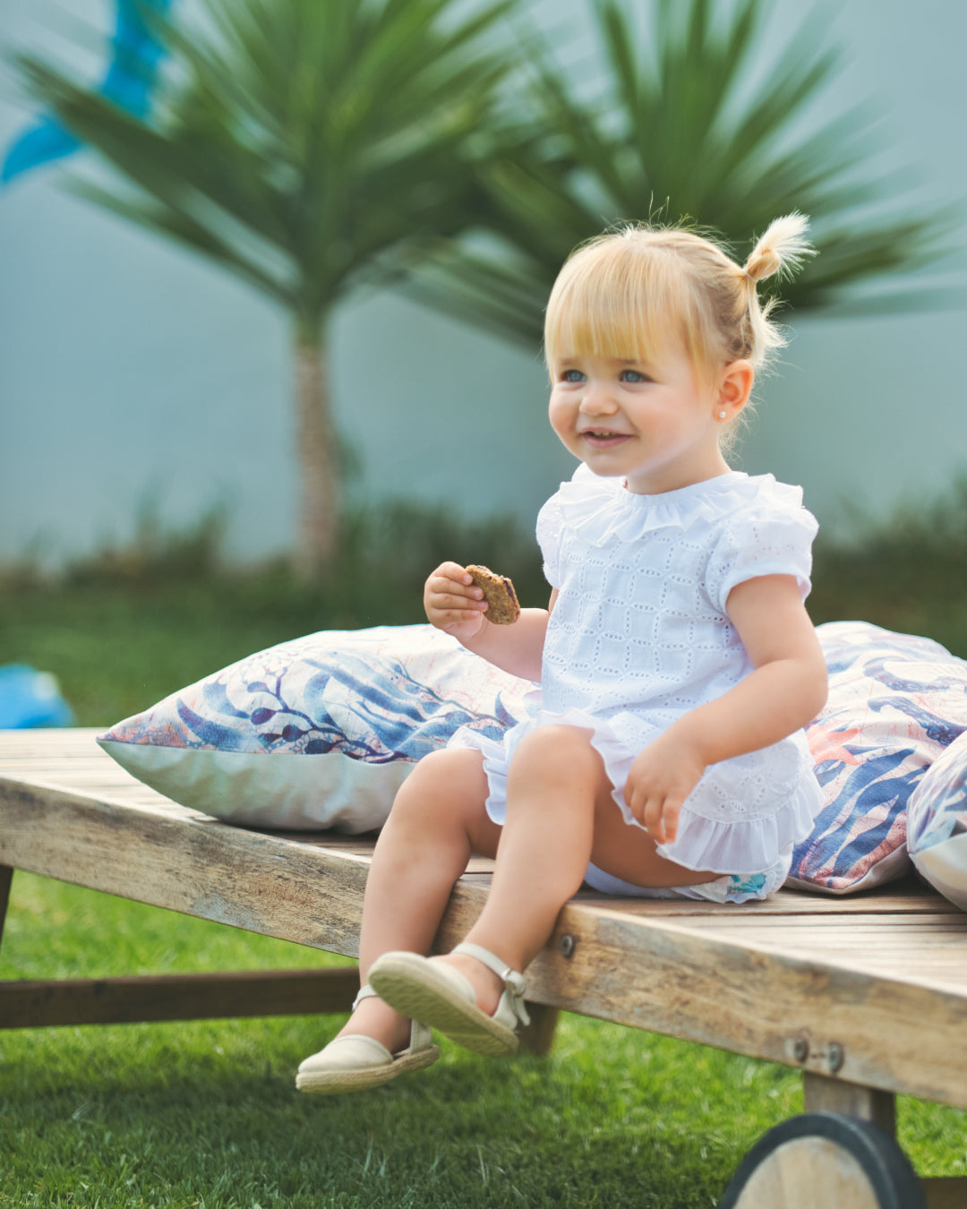 Vestido de bebé blanco Cocote & Charanga