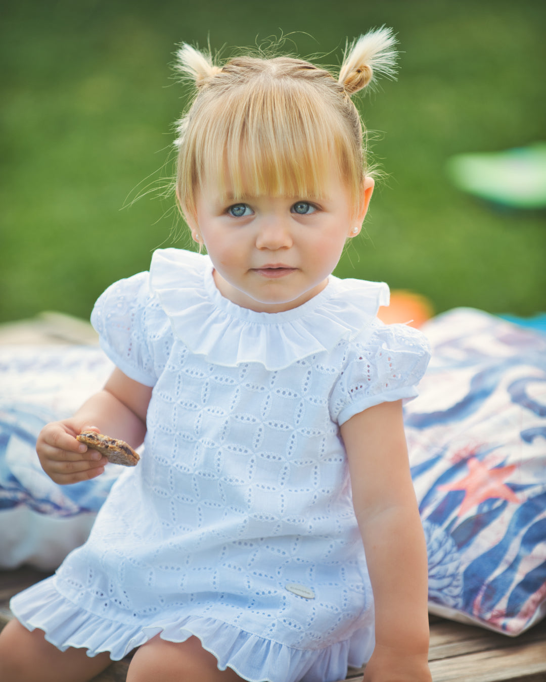 Vestido de bebé blanco Cocote & Charanga