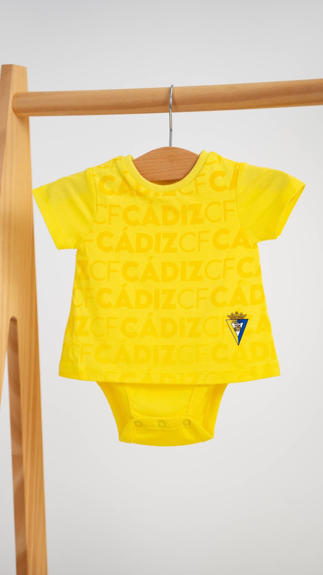 Body de manga corta bebe amarillo - Cádiz CF