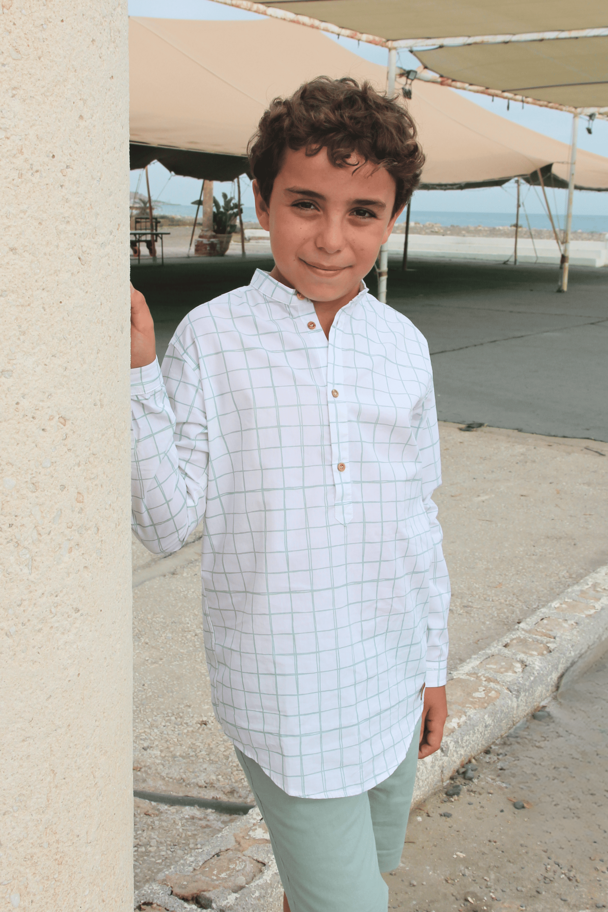 Camisa de niño verde Cocote & Charanga