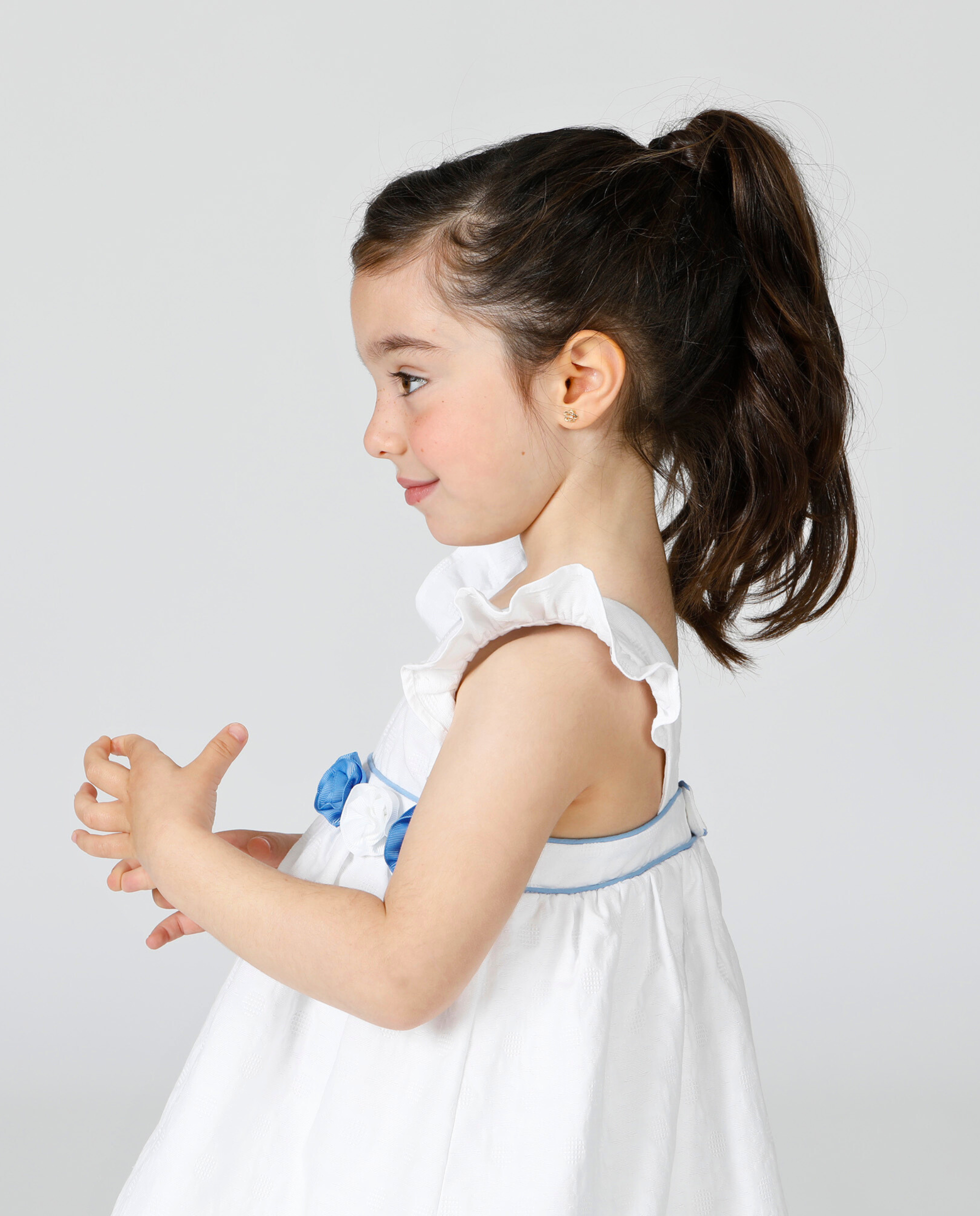 Abito bianco da bambina