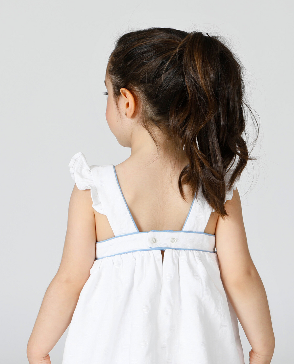 Abito bianco da bambina