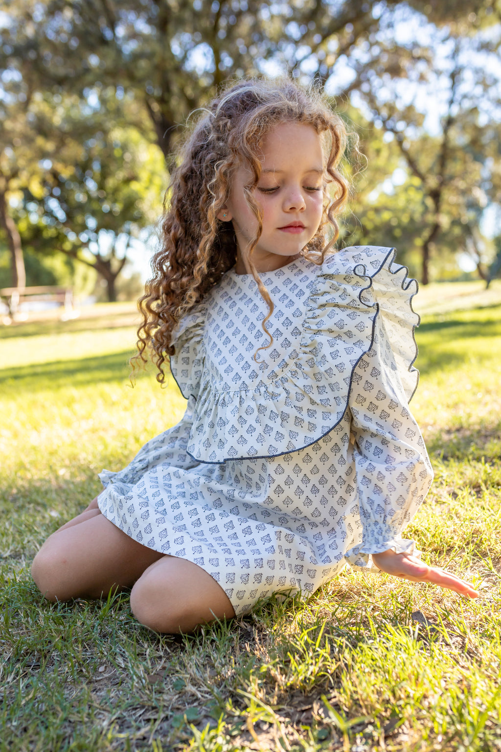 Vestido de niña crudo Cocote & Charanga Charanga