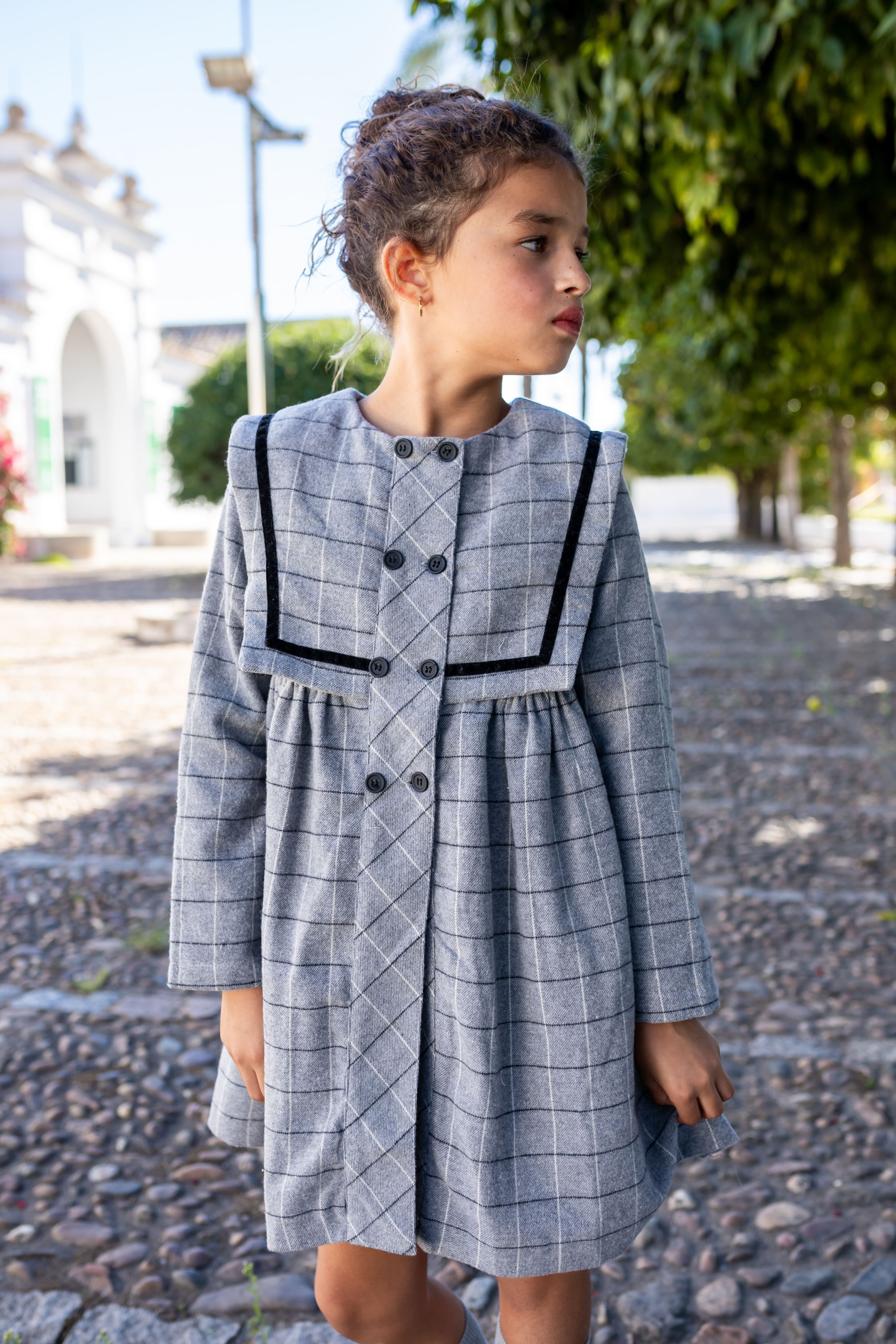Vestido de niña gris Cocote & Charanga