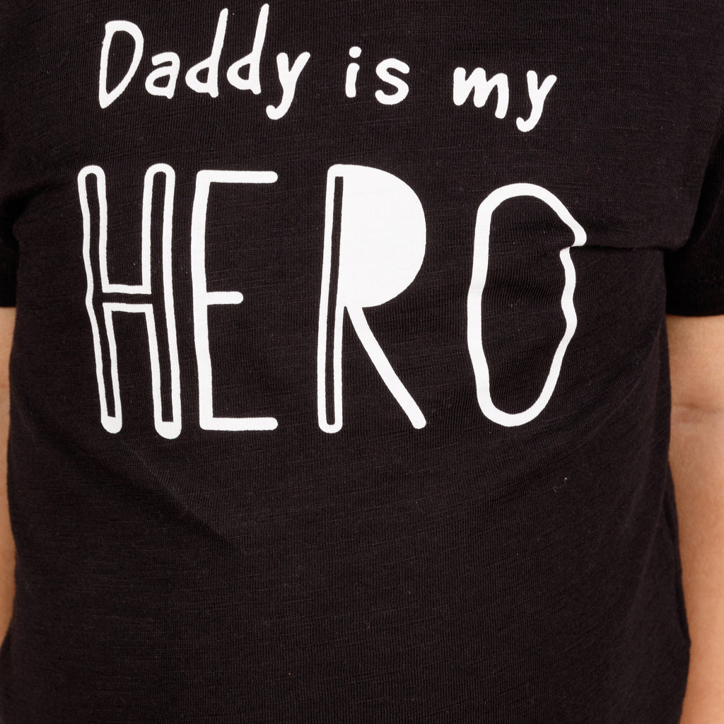 Camiseta de bebé color negro VERANO/Outlet