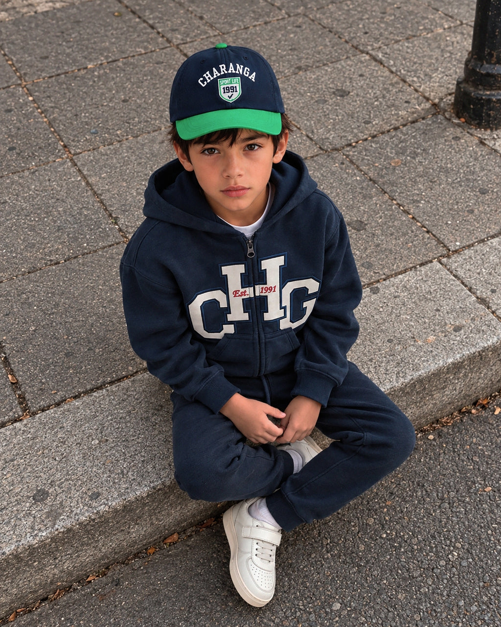 Sudadera con capucha niño azul marino con cremallera CHG
