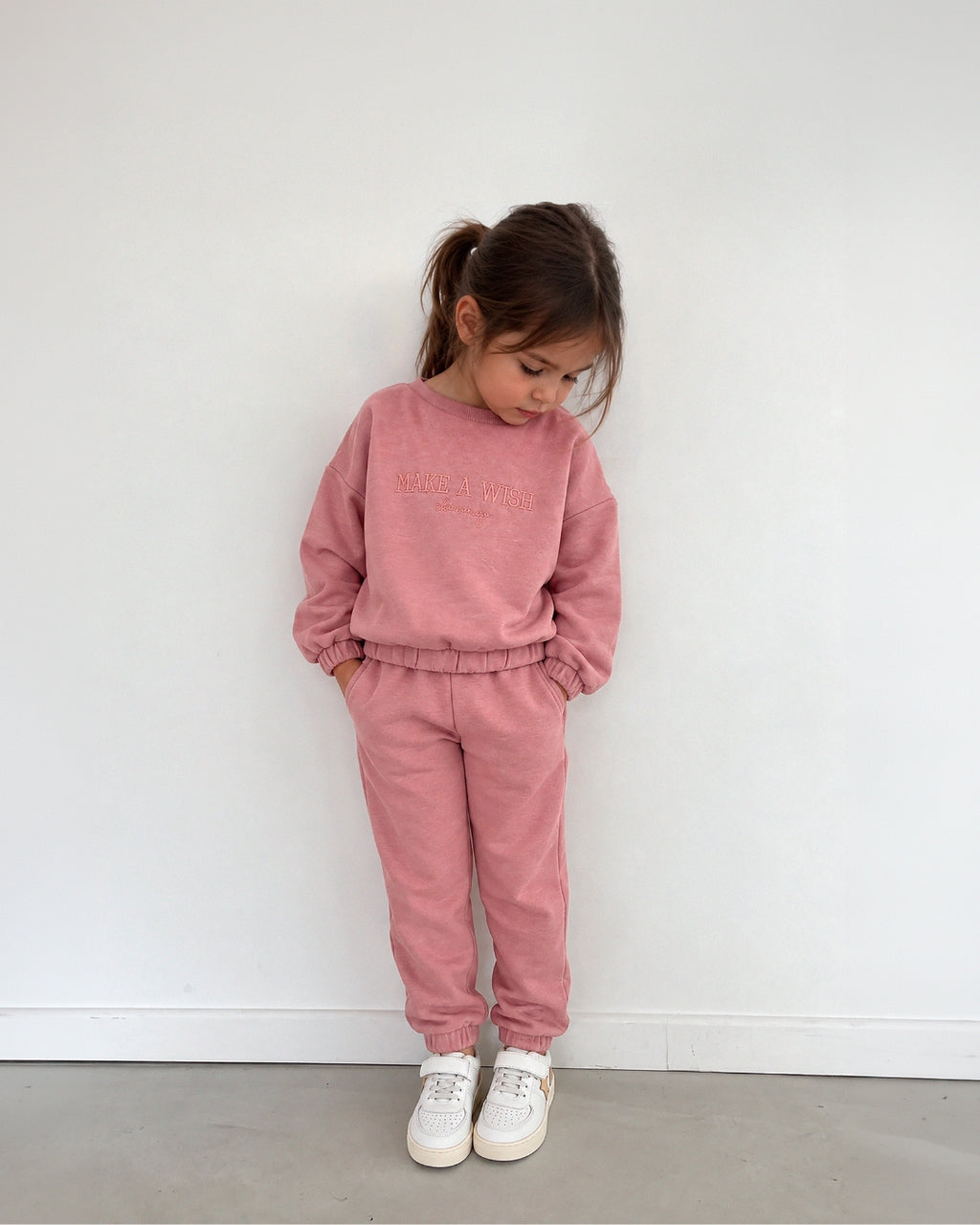 Jogger de niña rosa | Felpa suave con puños