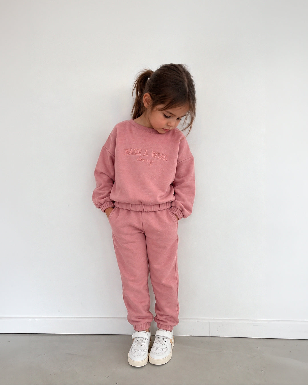 Jogger de niña rosa | Felpa suave con puños