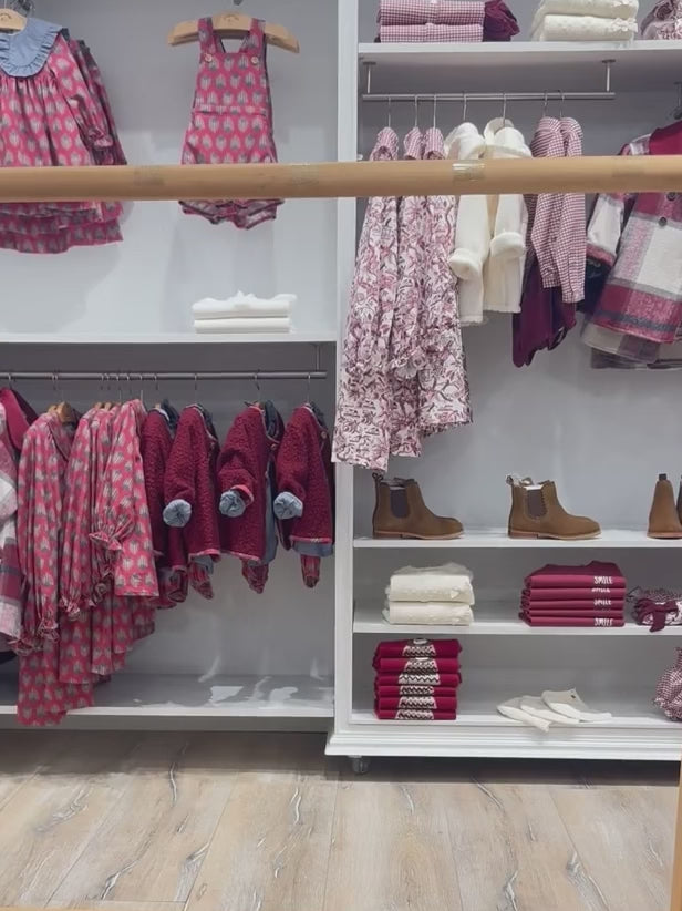 Ranita bebé burdeos estampada con botones Charanga