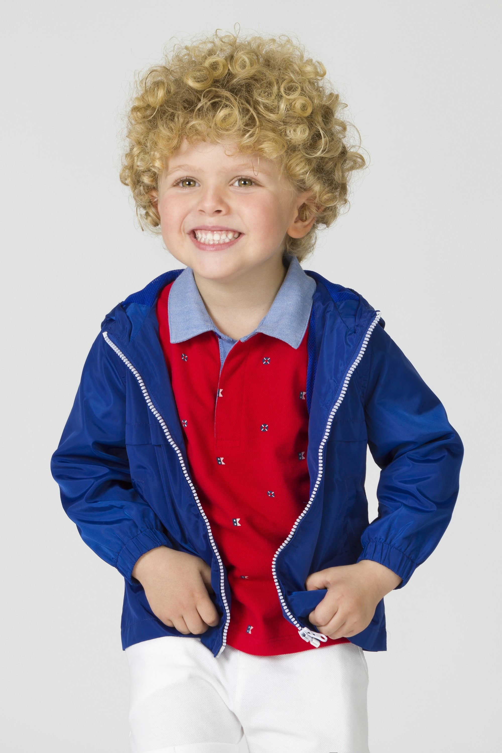 parka de bebé azul marino con capucha y cremallera