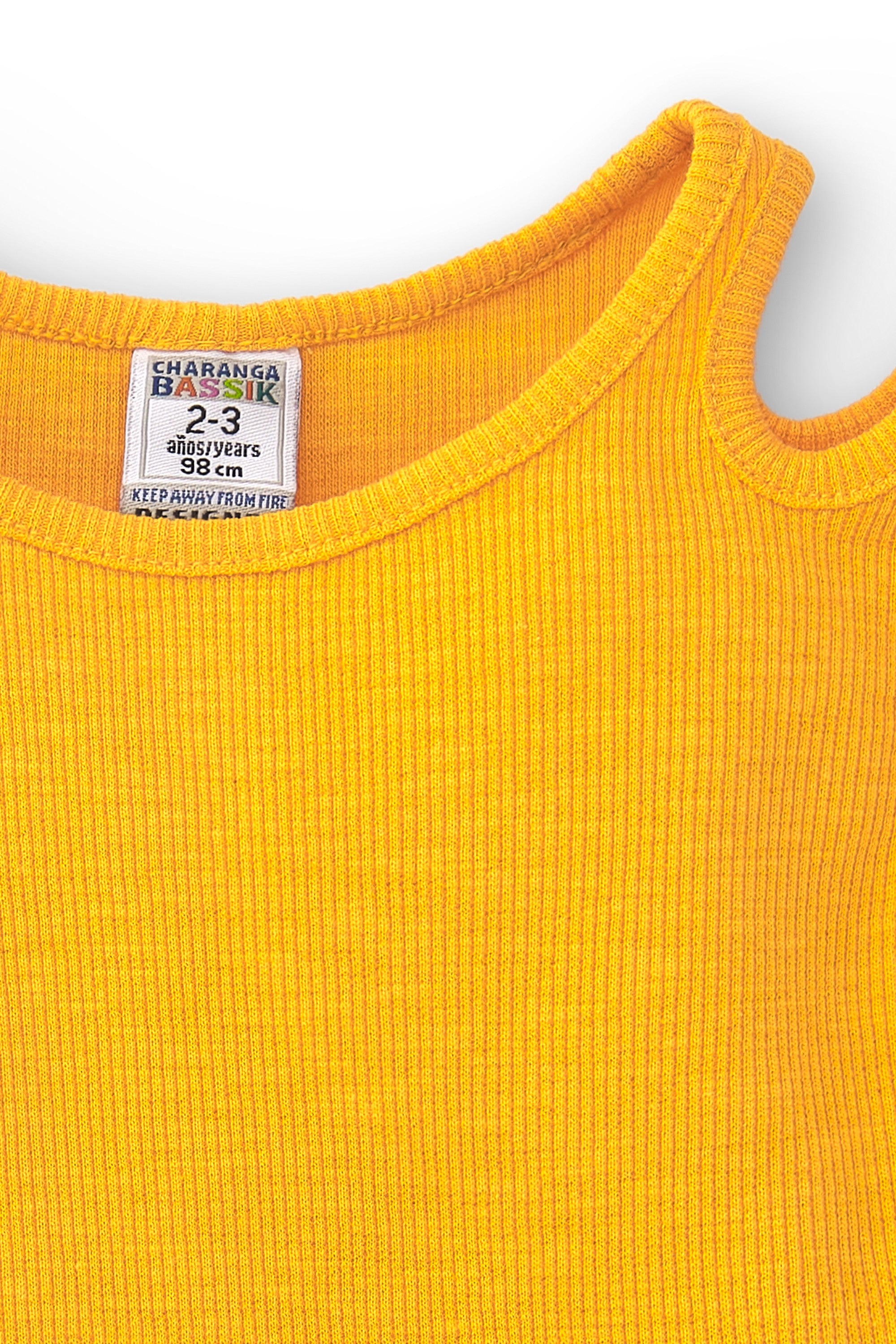Camiseta de niña amarillo VERANO/Charanga