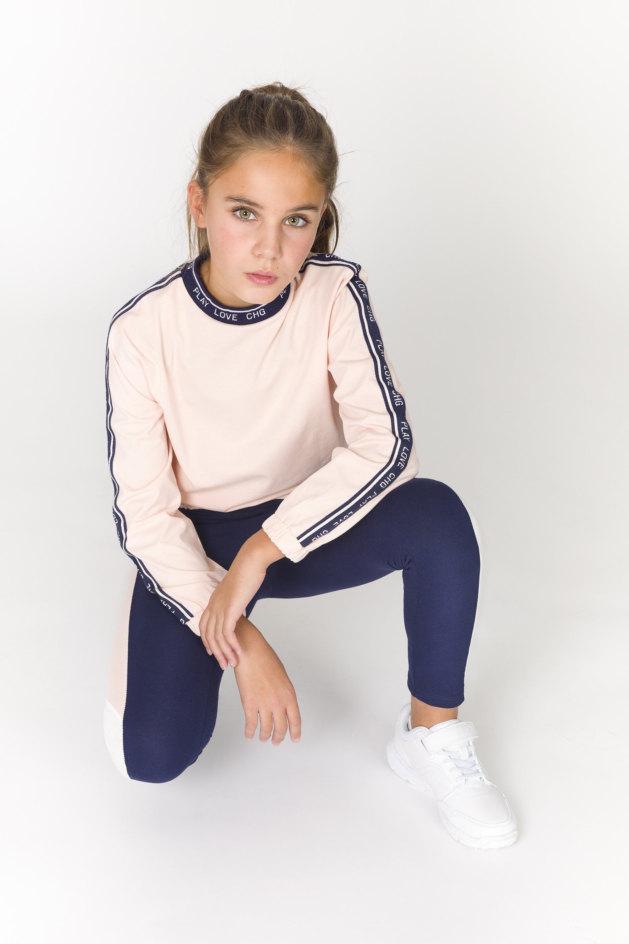 Camiseta de niña color rosa cierre cordón Outlet