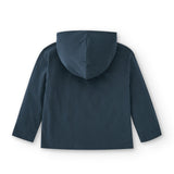 Camiseta de niño azul con capucha