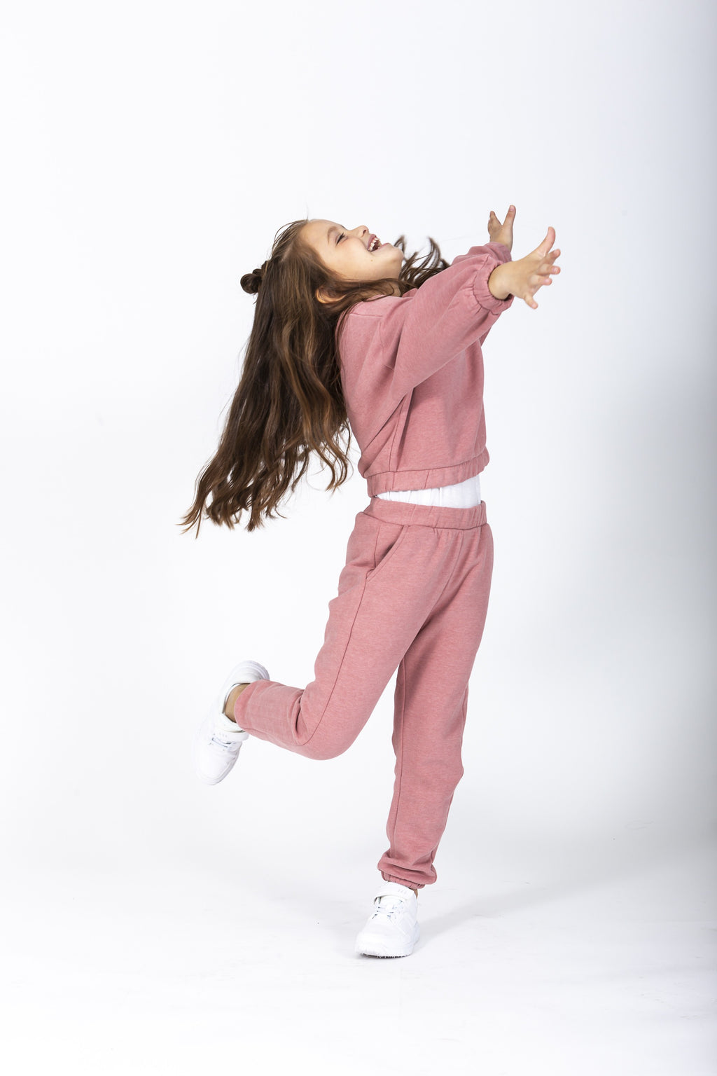 Pantalón de niña rosa suave